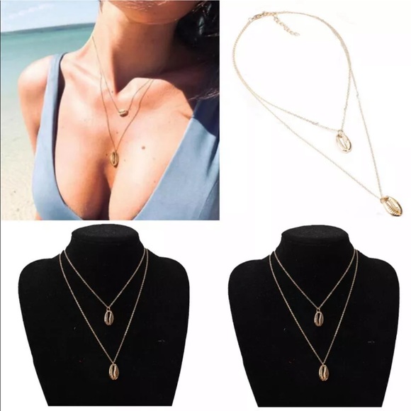 Two Layers of Gold Shell Pendant - Picture 4 of 4